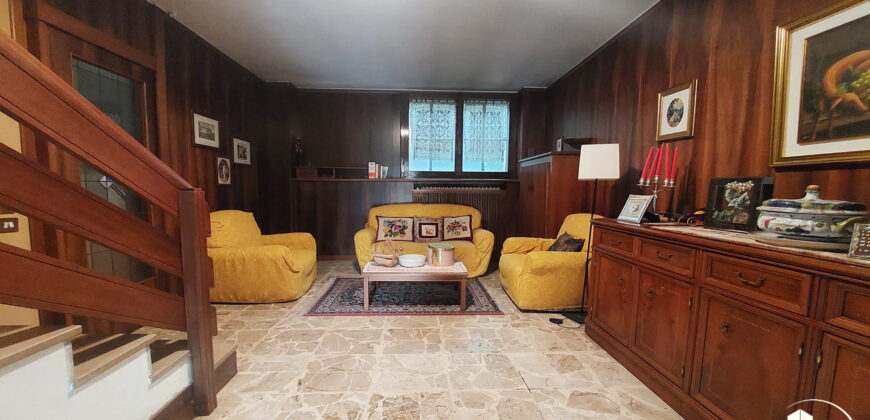 RIF. B028 – BAREGGIO – Via Giovanni XXIII, 69