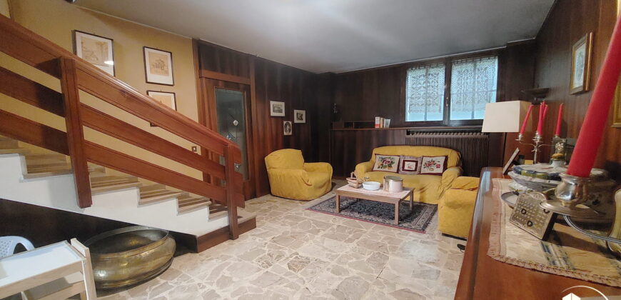 RIF. B028 – BAREGGIO – Via Giovanni XXIII, 69