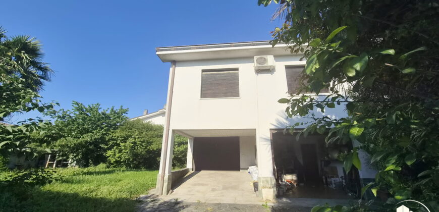 RIF. B028 – BAREGGIO – Via Giovanni XXIII, 69