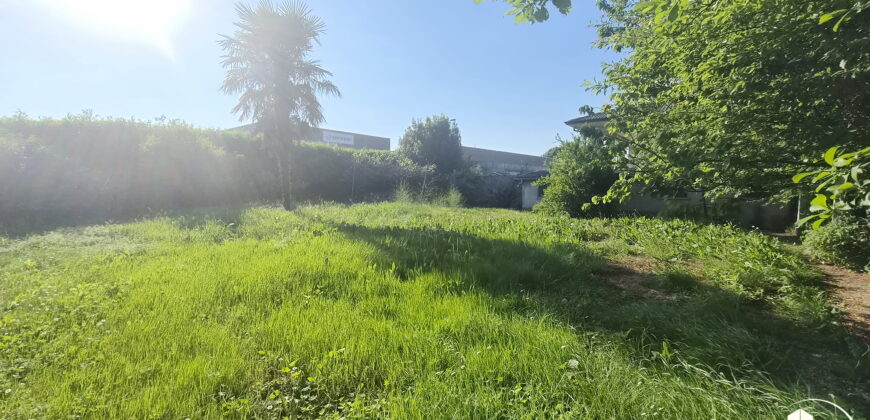 RIF. B028 – BAREGGIO – Via Giovanni XXIII, 69