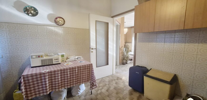 RIF. B028 – BAREGGIO – Via Giovanni XXIII, 69