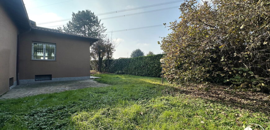 Rif. B005 – BUSNAGO – Via Delle Robinie, 24