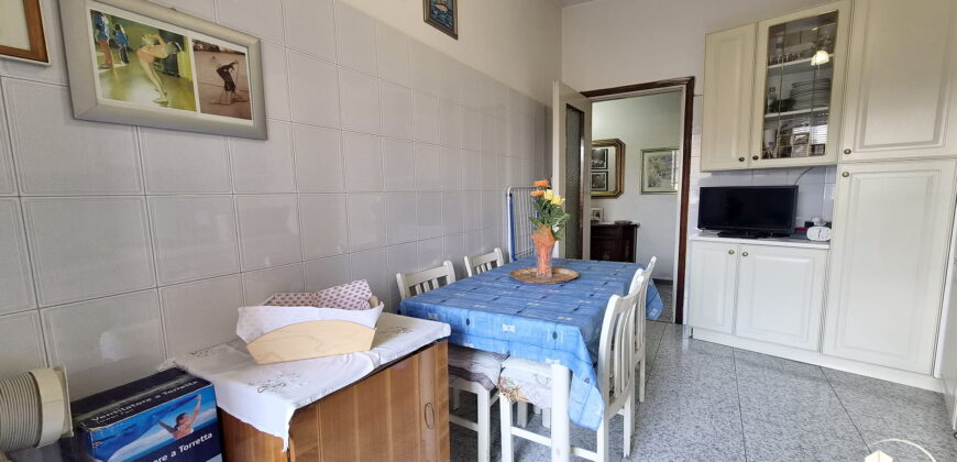 Rif. B038 – RHO – Via Arrigo Boito, 8
