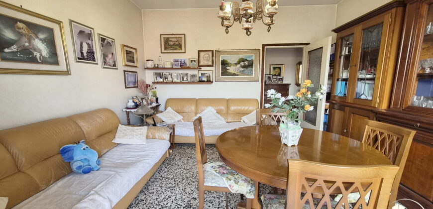 Rif. B038 – RHO – Via Arrigo Boito, 8