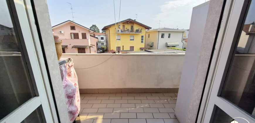 Rif. B038 – RHO – Via Arrigo Boito, 8