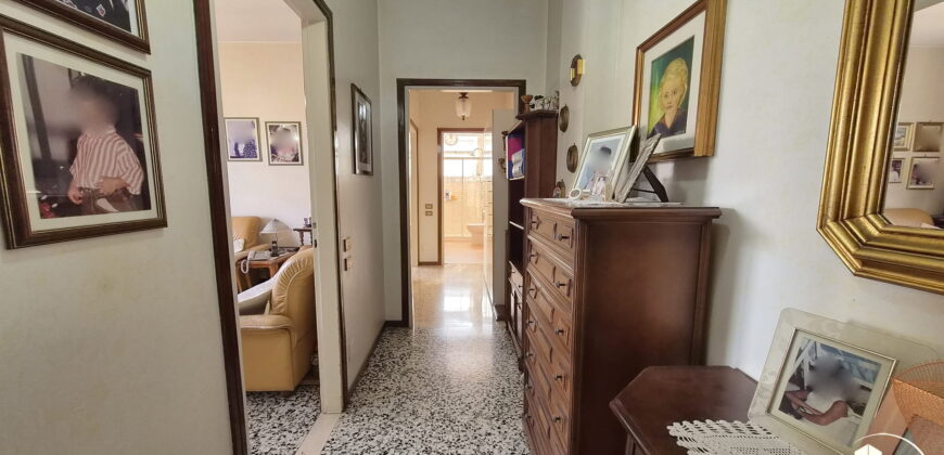 Rif. B038 – RHO – Via Arrigo Boito, 8