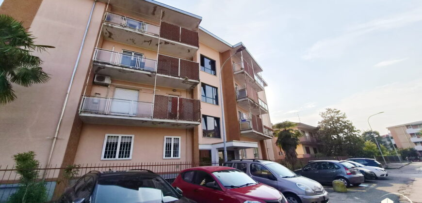 Rif. B038 – RHO – Via Arrigo Boito, 8