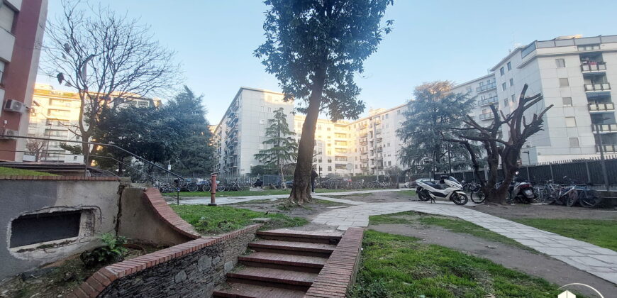 Rif. A646 – TURRO – Via Francesco Cavezzali, 11