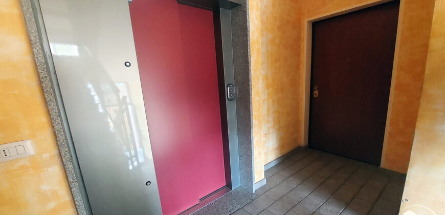 Rif. B036 – GARBAGNATE MILANESE – Via carroccio, 5