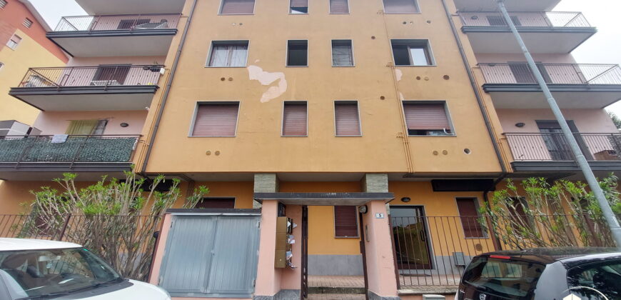 Rif. B036 – GARBAGNATE MILANESE – Via carroccio, 5