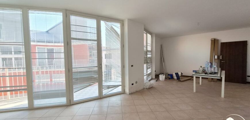 Rif. B043 – PIOLTELLO – Via Rimini n. 1A