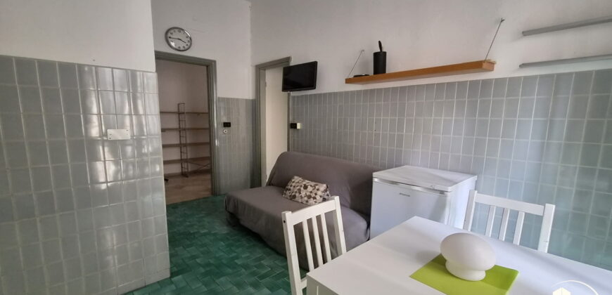 Rif. B048 – S.AGOSTINO – Piazzale A. Cantore, 4