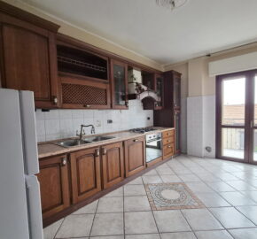 Rif. B049 CORMANO – Via Libia, 11