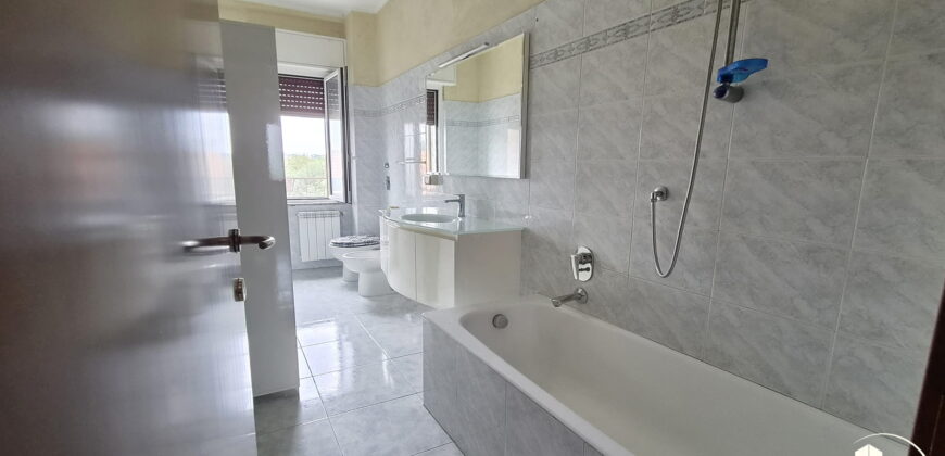 Rif. B049 CORMANO – Via Libia, 11