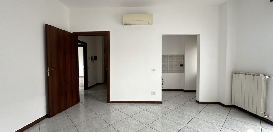 Rif. B036 – GARBAGNATE MILANESE – Via carroccio, 5