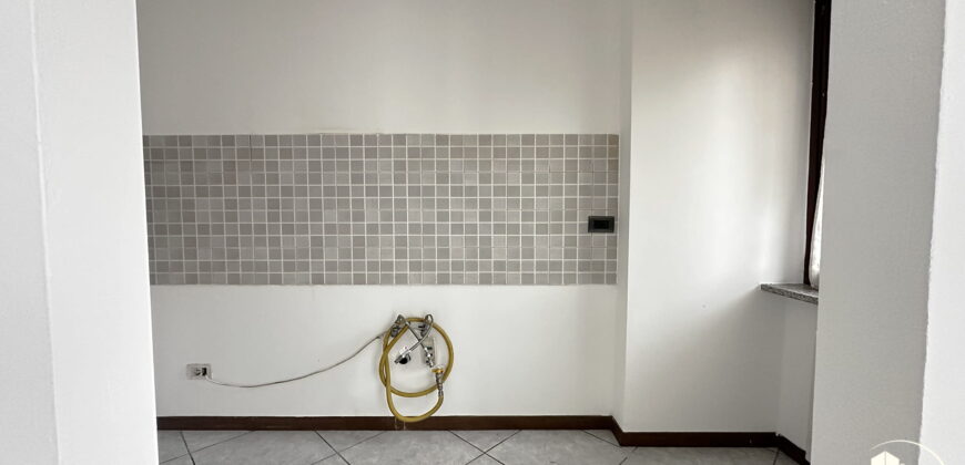 Rif. B036 – GARBAGNATE MILANESE – Via carroccio, 5