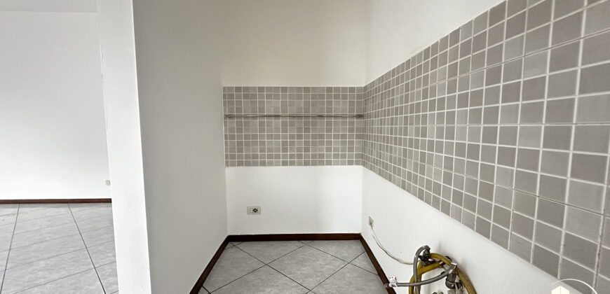 Rif. B036 – GARBAGNATE MILANESE – Via carroccio, 5