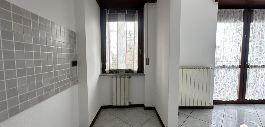 Rif. B036 – GARBAGNATE MILANESE – Via carroccio, 5