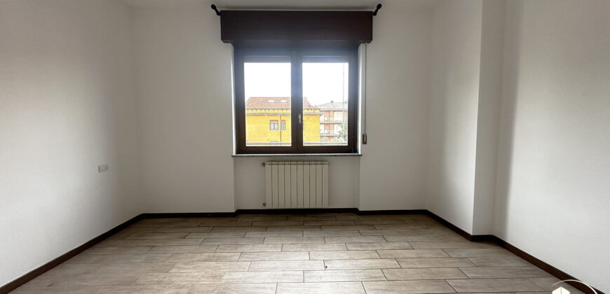 Rif. B036 – GARBAGNATE MILANESE – Via carroccio, 5